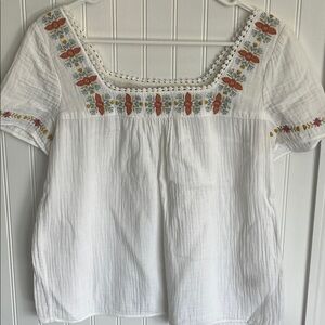 Boden White Top with Floral Embroidery